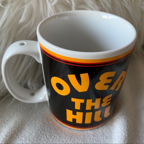 Papel “Over the Hill” Vintage Retro Graphic Mug - Picture 5 of 6